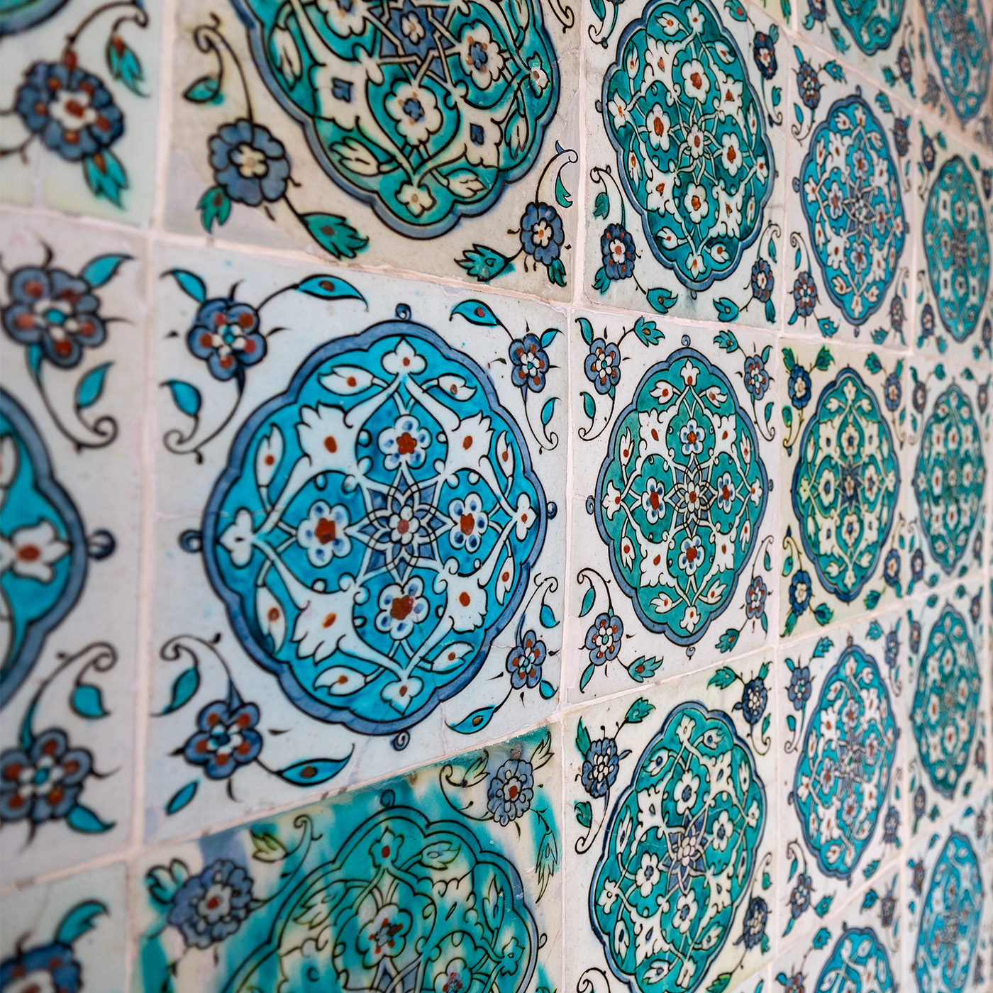 A wall of Turkish tiles